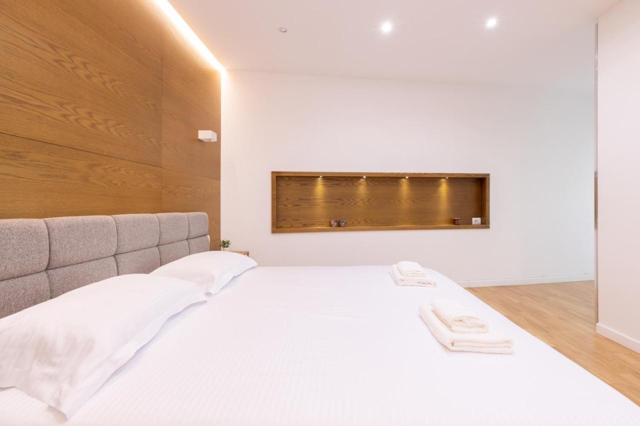 Exclusive 2 Bedrooms Apartment ティラナ エクステリア 写真