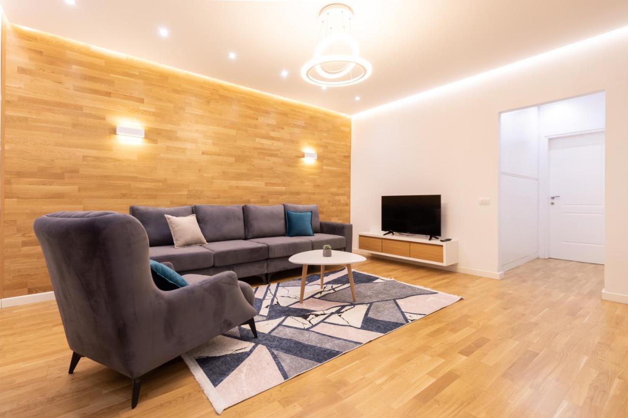 Exclusive 2 Bedrooms Apartment ティラナ エクステリア 写真