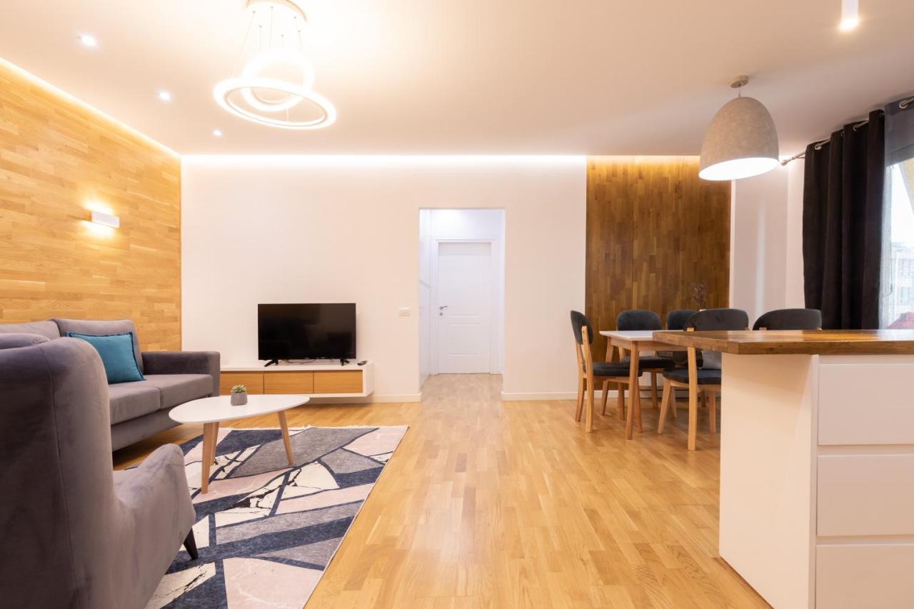 Exclusive 2 Bedrooms Apartment ティラナ エクステリア 写真